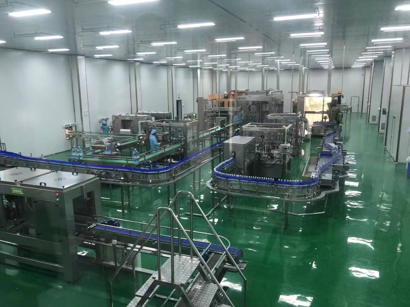 客戶礦泉水現(xiàn)場(chǎng)案例